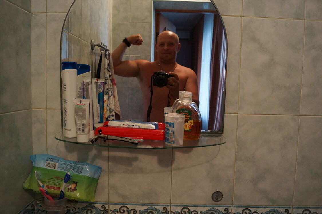  ,   Oleg, 54 ,   ,   , c , 