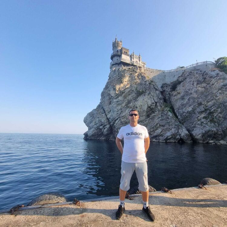  ,   Igor, 41 ,   ,   , c 