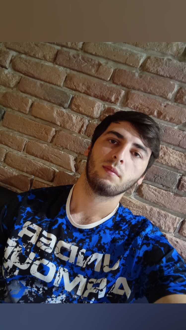 41898729  , 24 ,    