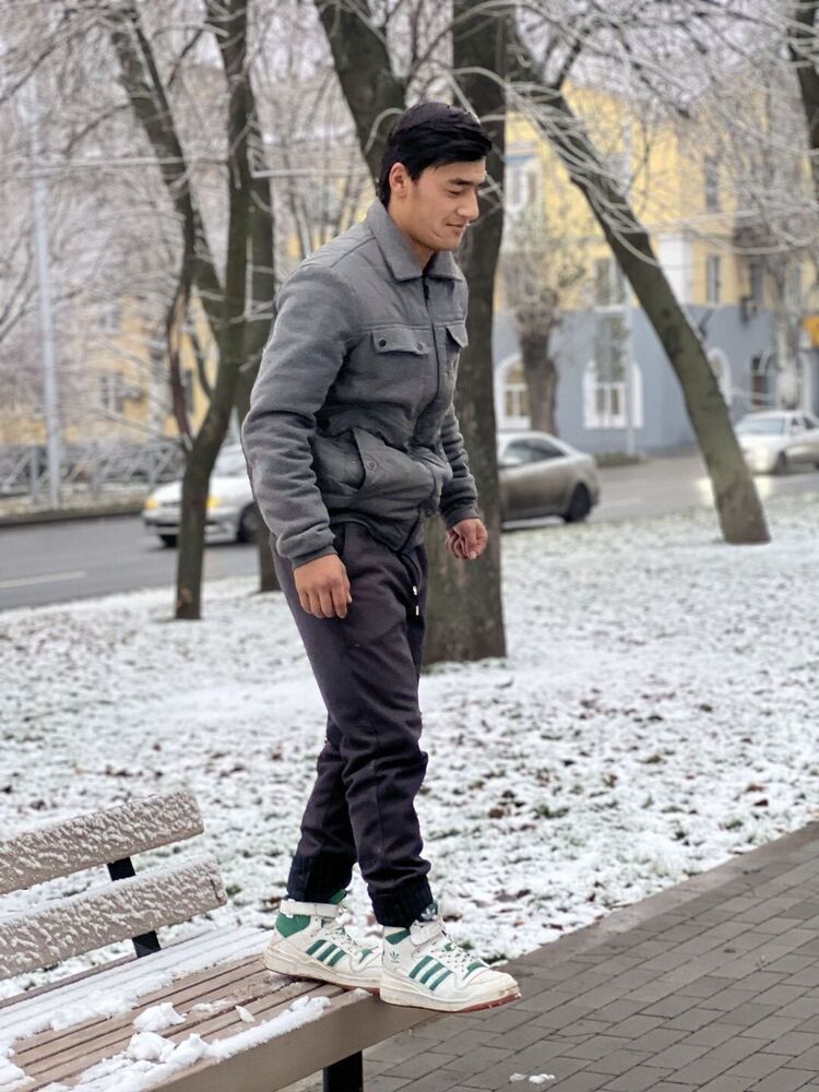  48080479  Mirqodir, 20 ,    