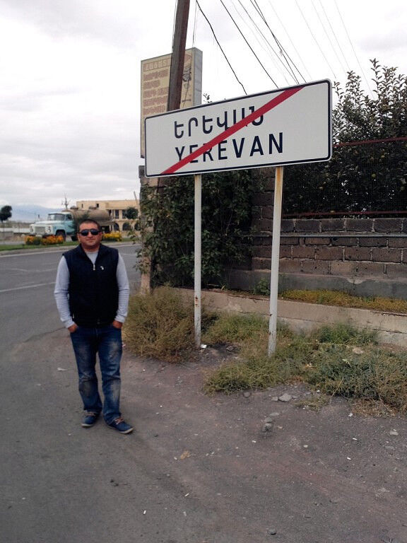  6925629  Jango, 41 ,    