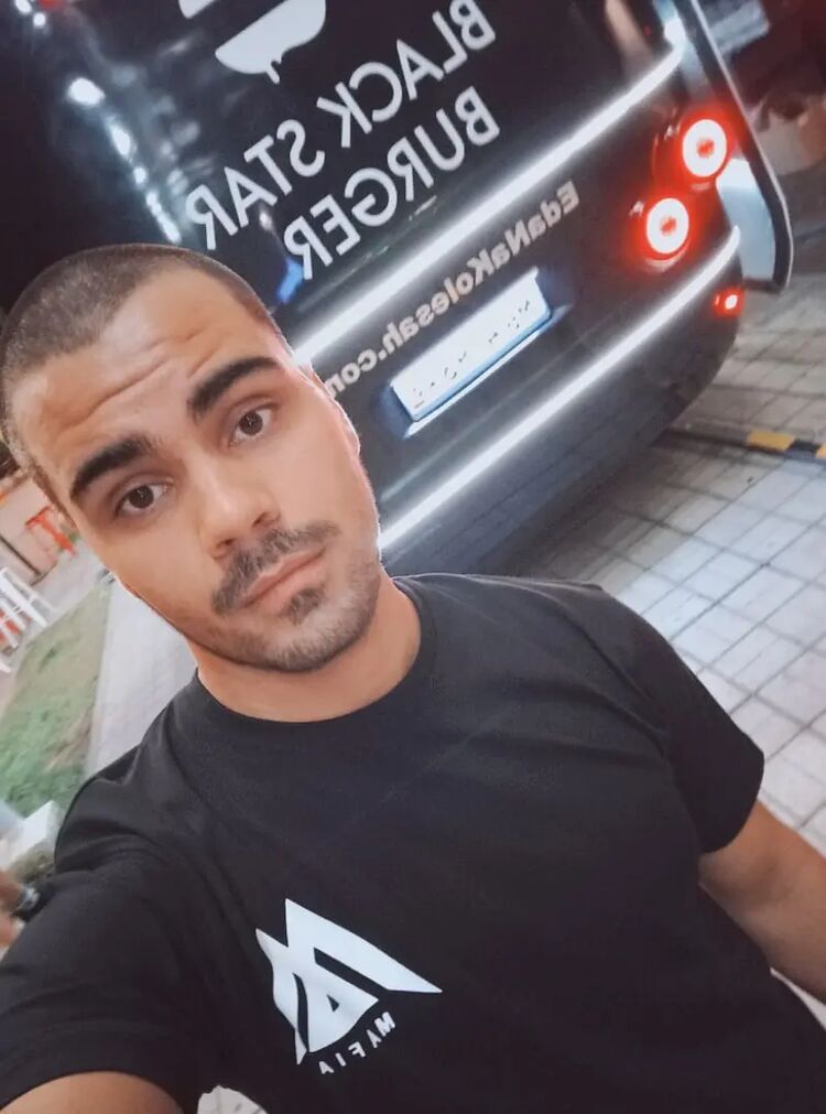  33172489  , 27 ,    -