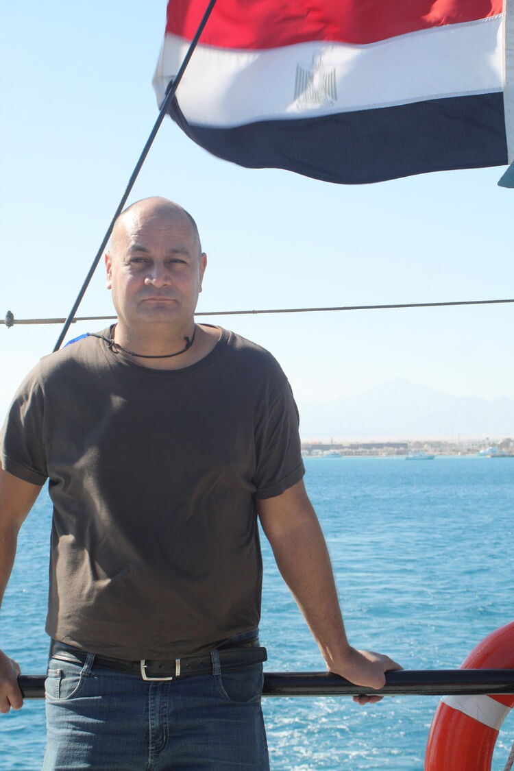  ,   Paulsberzins, 51 ,   ,   , c 