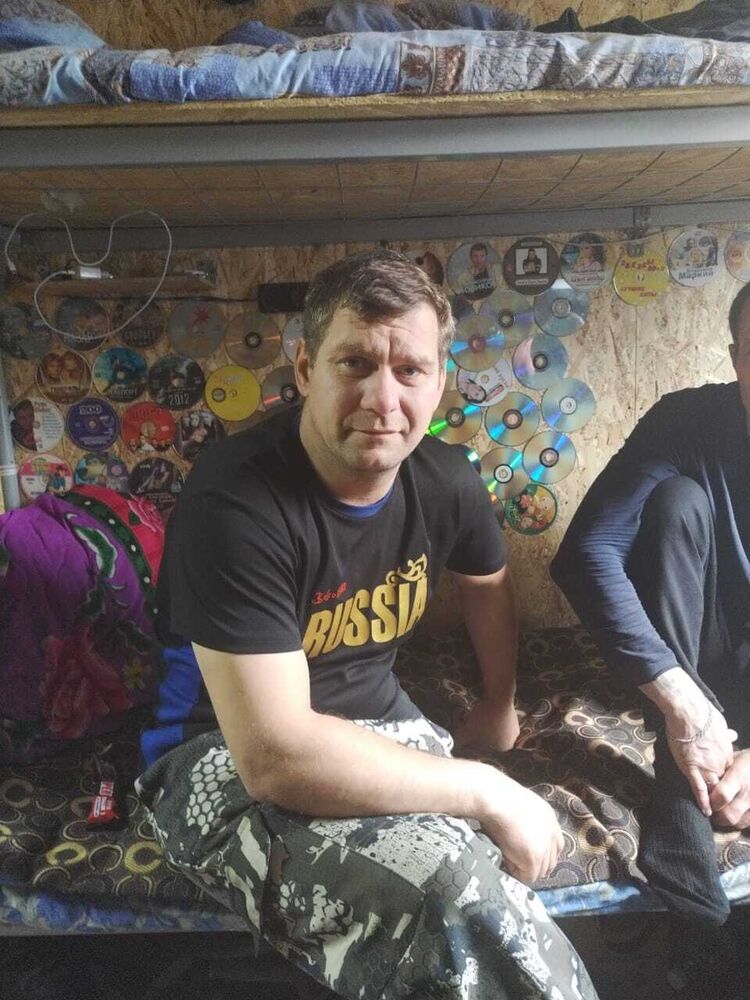  47555539  Sergey, 40 ,    