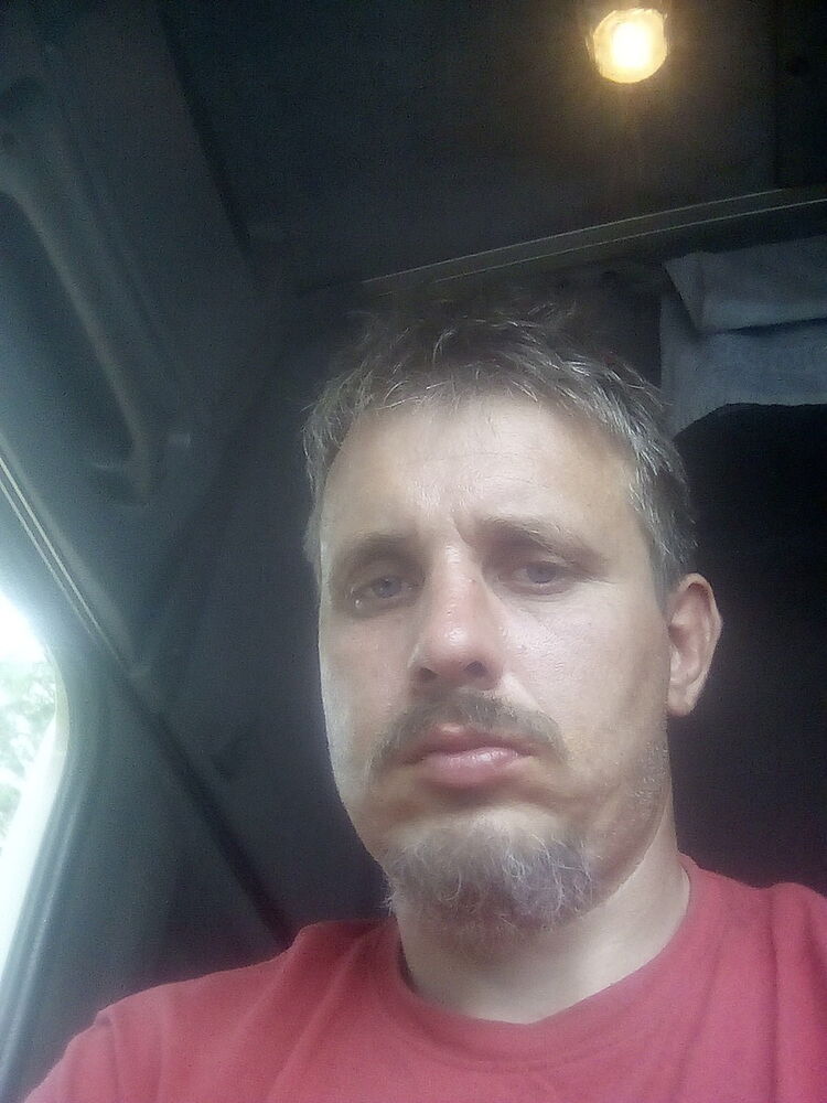  13046899  , 45 ,    