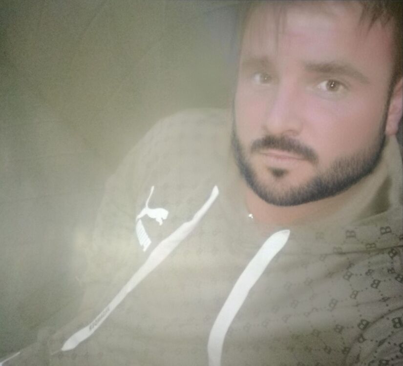  42246579  , 37 ,    