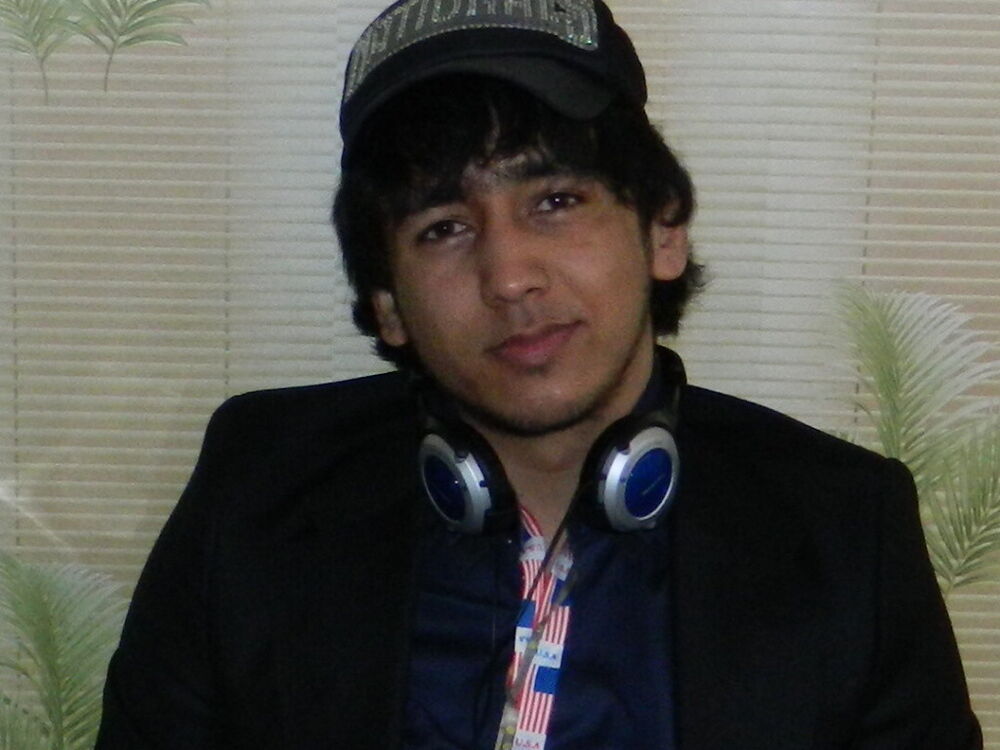  ,   Saim, 37 ,   