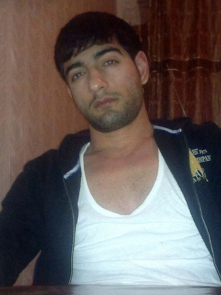  ,   Feniks, 37 ,  