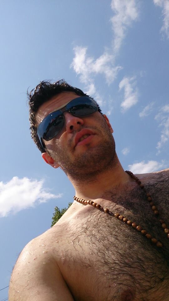  ,   Narek, 34 ,   