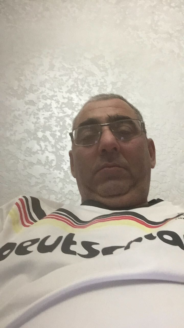  34284669  , 53 ,    