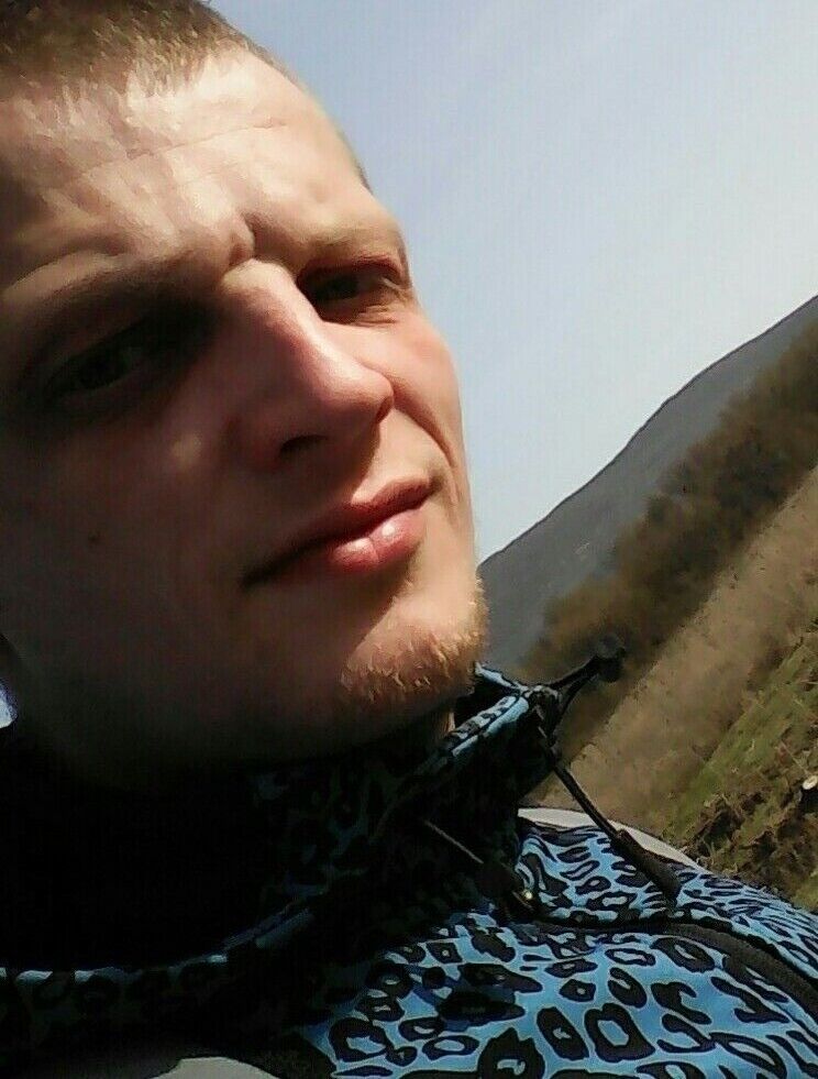 7989889  , 38 ,    
