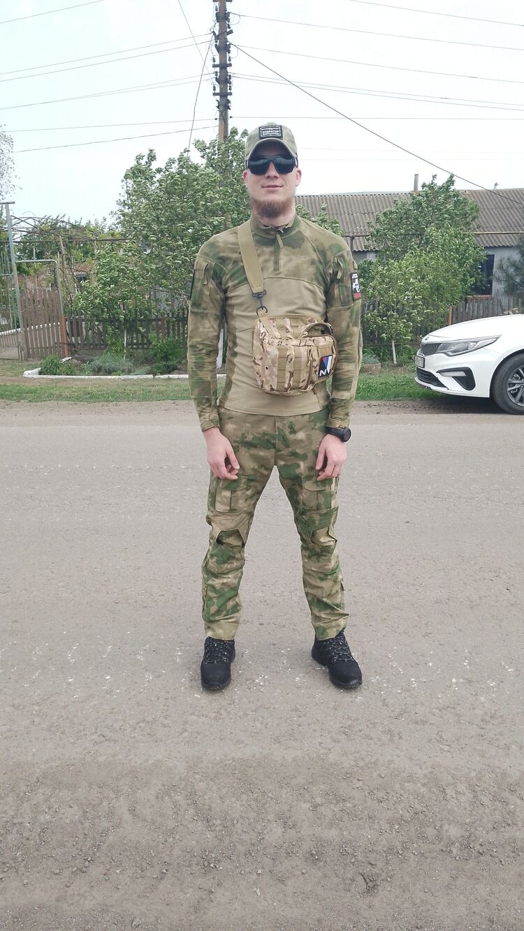  43864129  Nikolay, 25 ,    