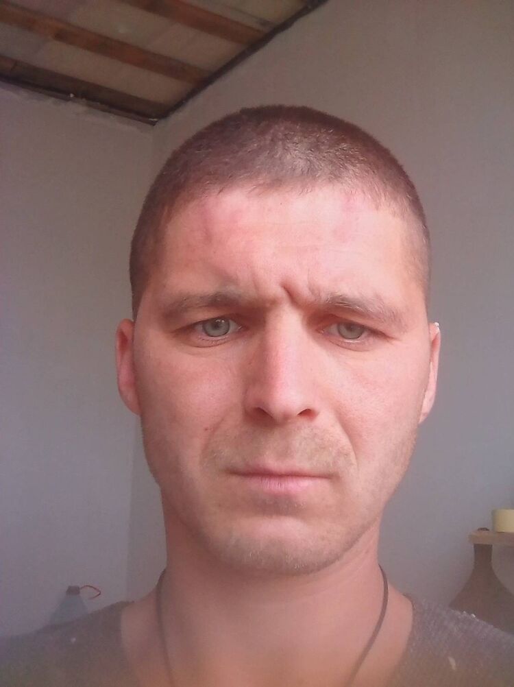  ,   Vano, 42 ,   ,   , c 