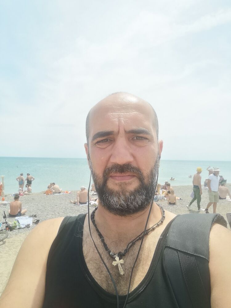  29790729  , 42 ,    