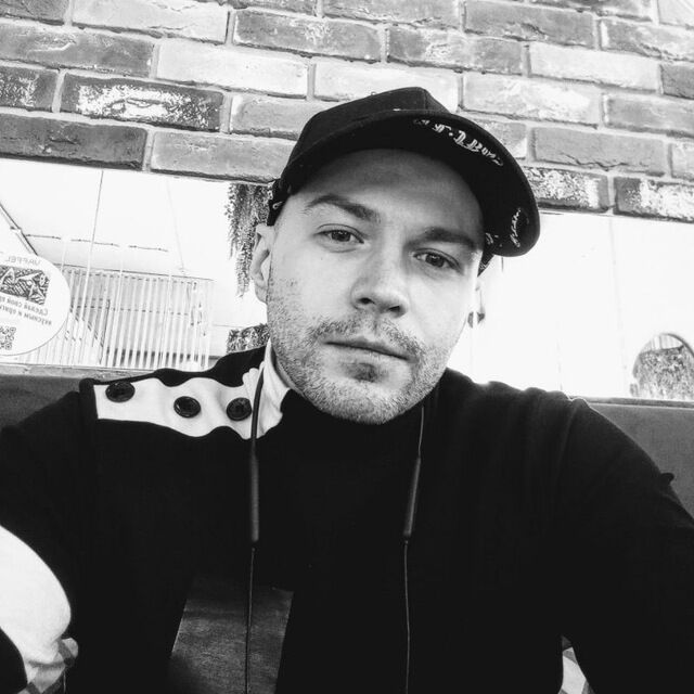  52458649  Vladislove, 33 ,    