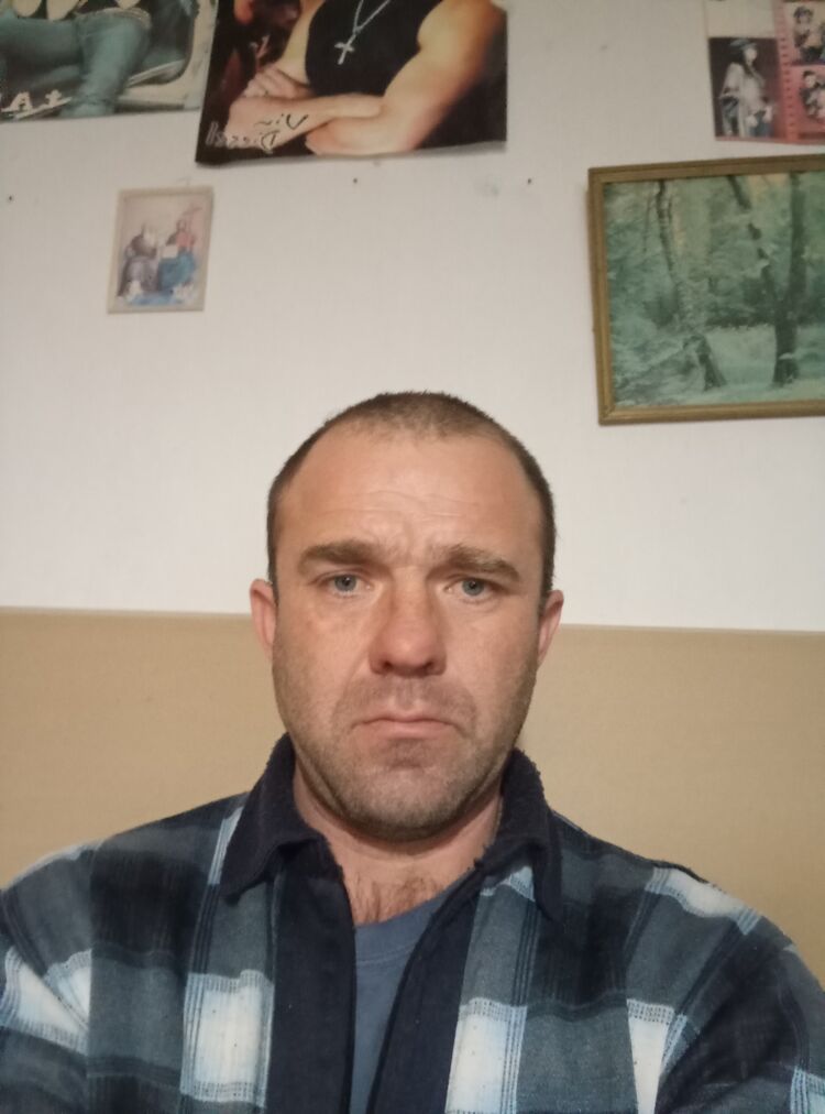  48863859  , 42 ,    