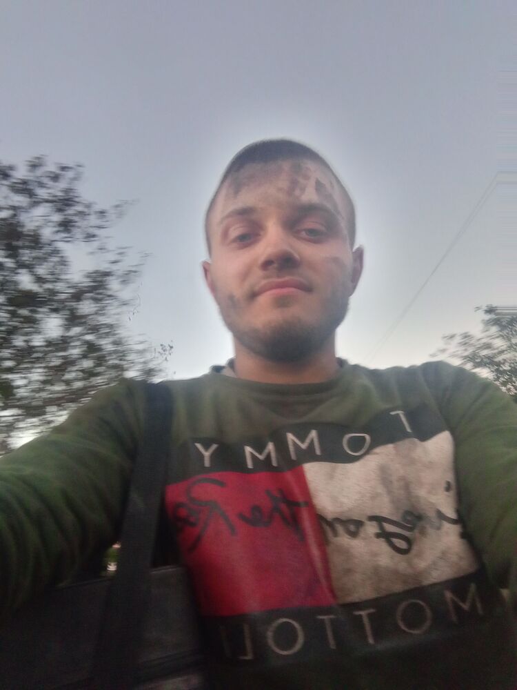  47002969  , 21 ,    