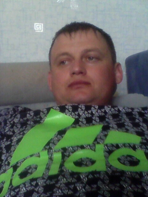  ,   Aleks, 40 ,   