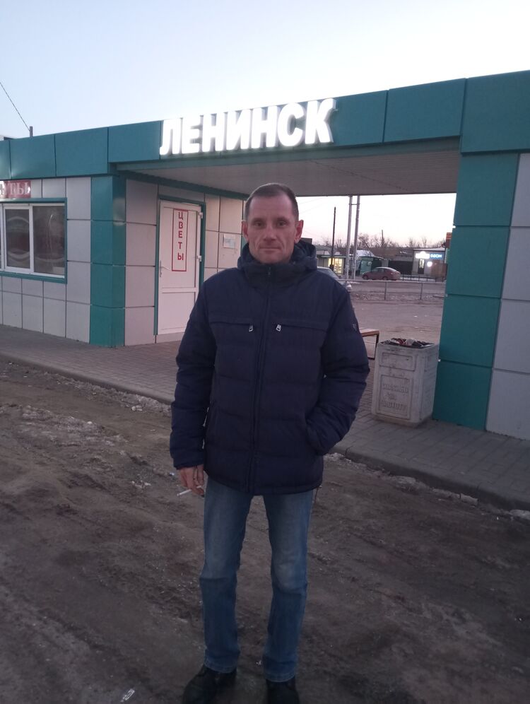  -,   , 44 ,   