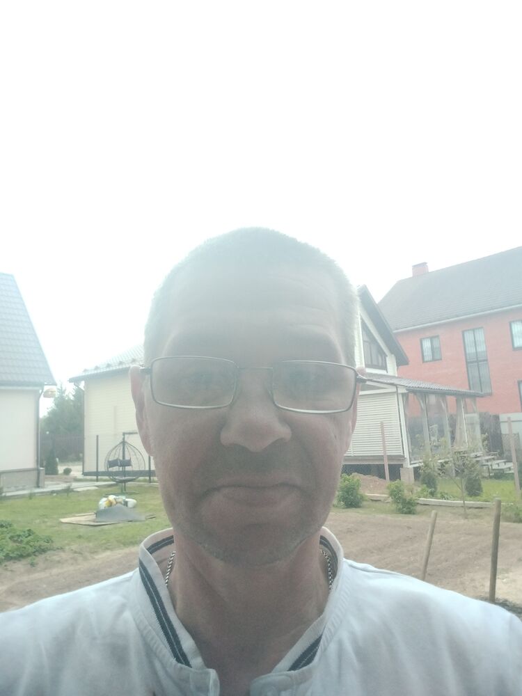  43326469  Aleksandr, 52 ,    