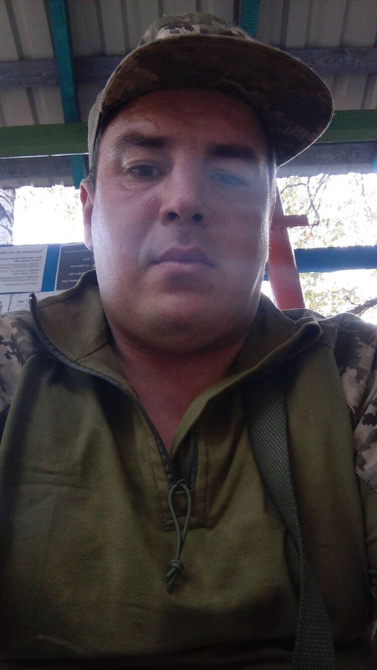  ,   Simon, 37 ,  