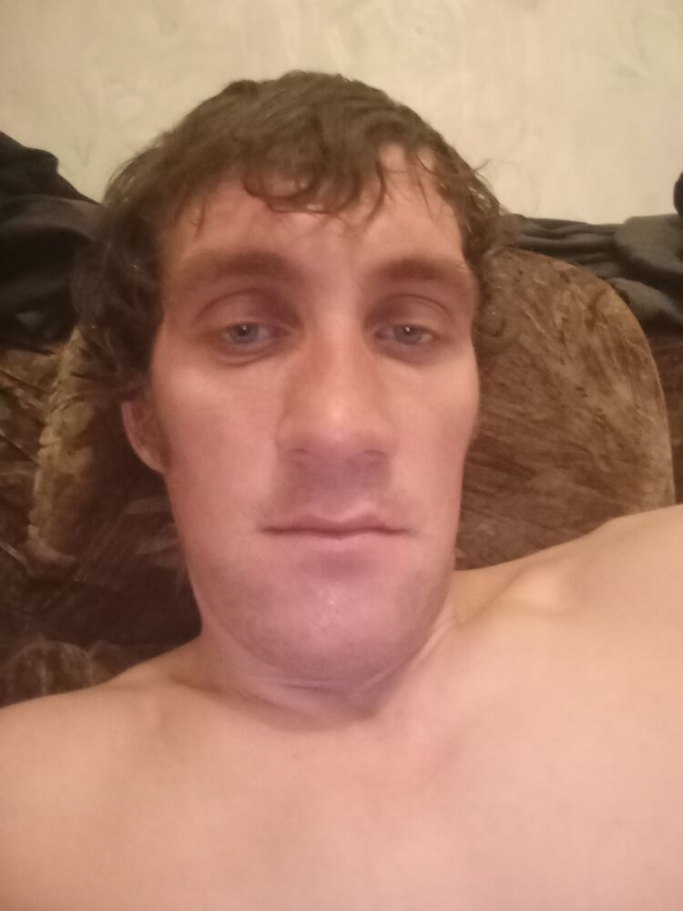  49302849  , 33 ,    