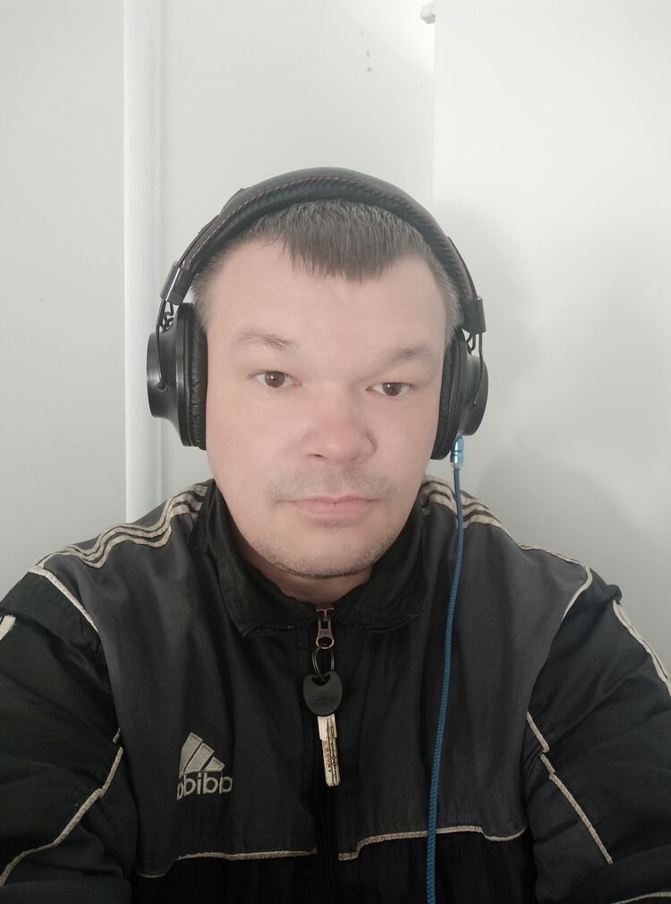  30329019  , 44 ,    