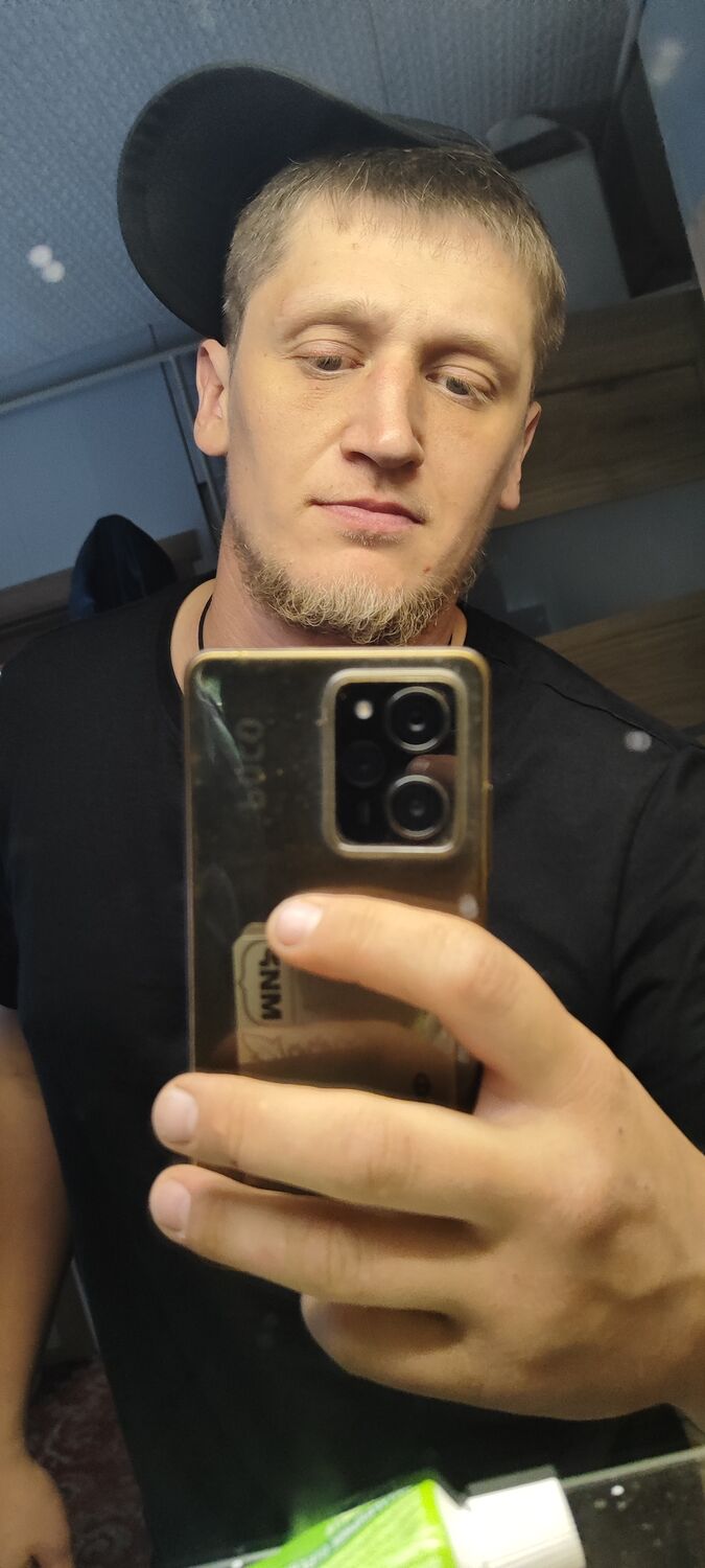  43519699  Andrey, 31 ,    