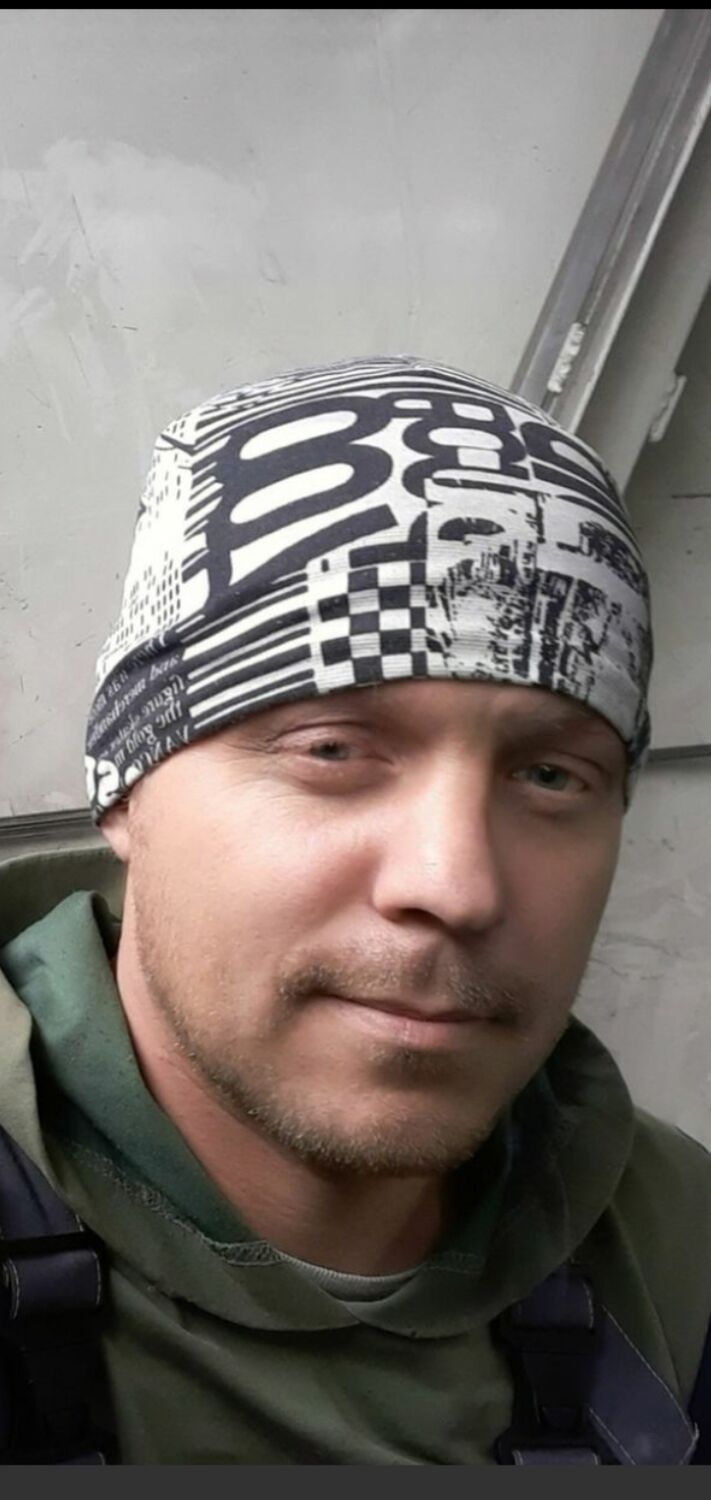  27533579  , 37 ,    