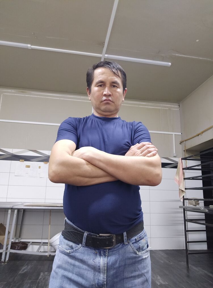  51288319  Shurik, 44 ,    