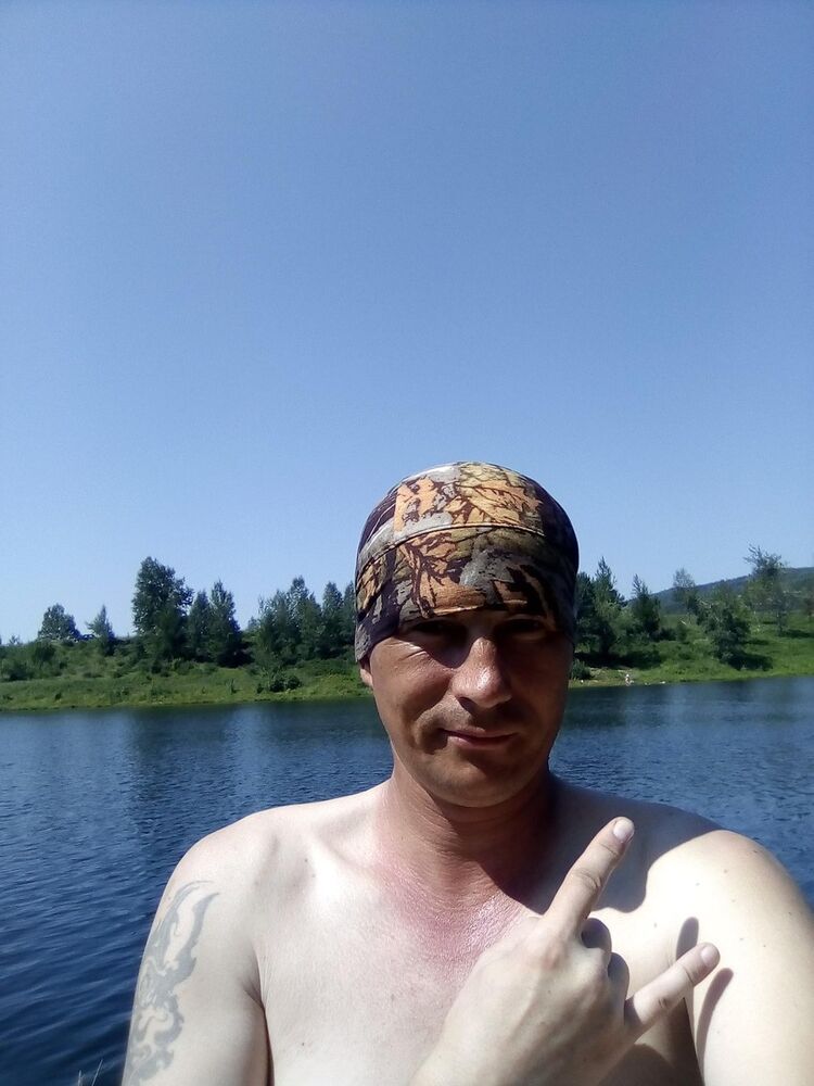  16441109  Evgeny, 47 ,    