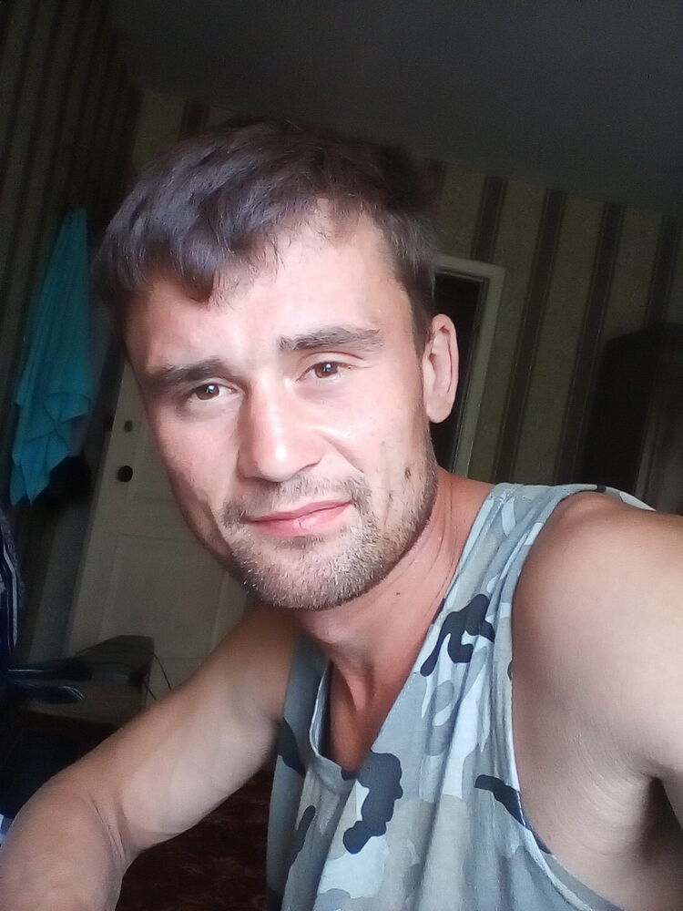  9904779  , 39 ,    