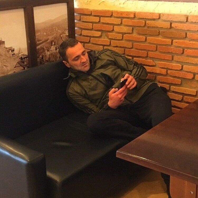  ,   Davit, 43 ,     , c 