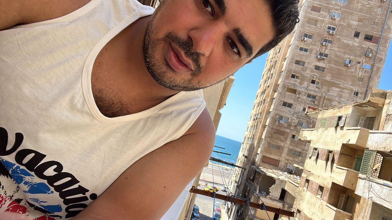  ,   Bebo, 37 ,   ,   