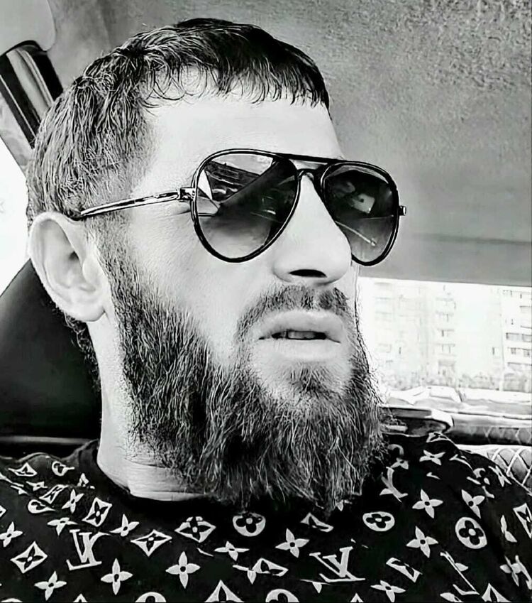  ,   Egor, 33 ,   ,   