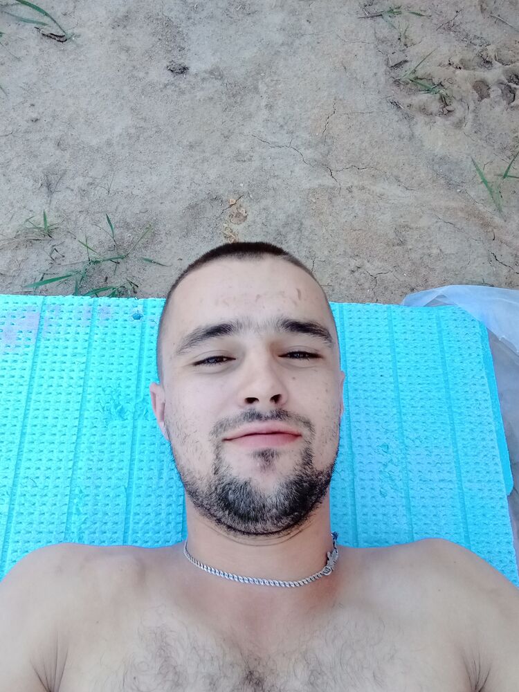  23729639  Sera, 30 ,    