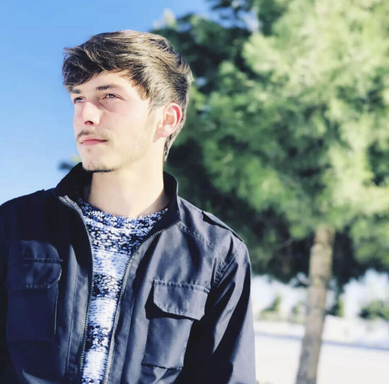  ,   Talha, 22 ,   ,   