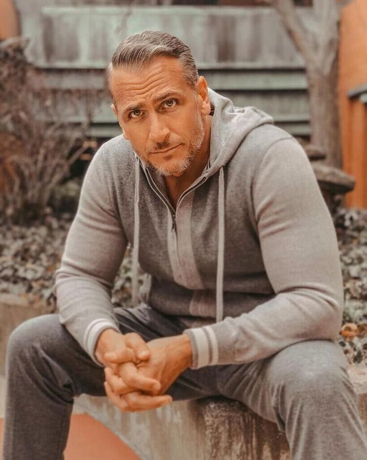  53878549  , 50 ,    -