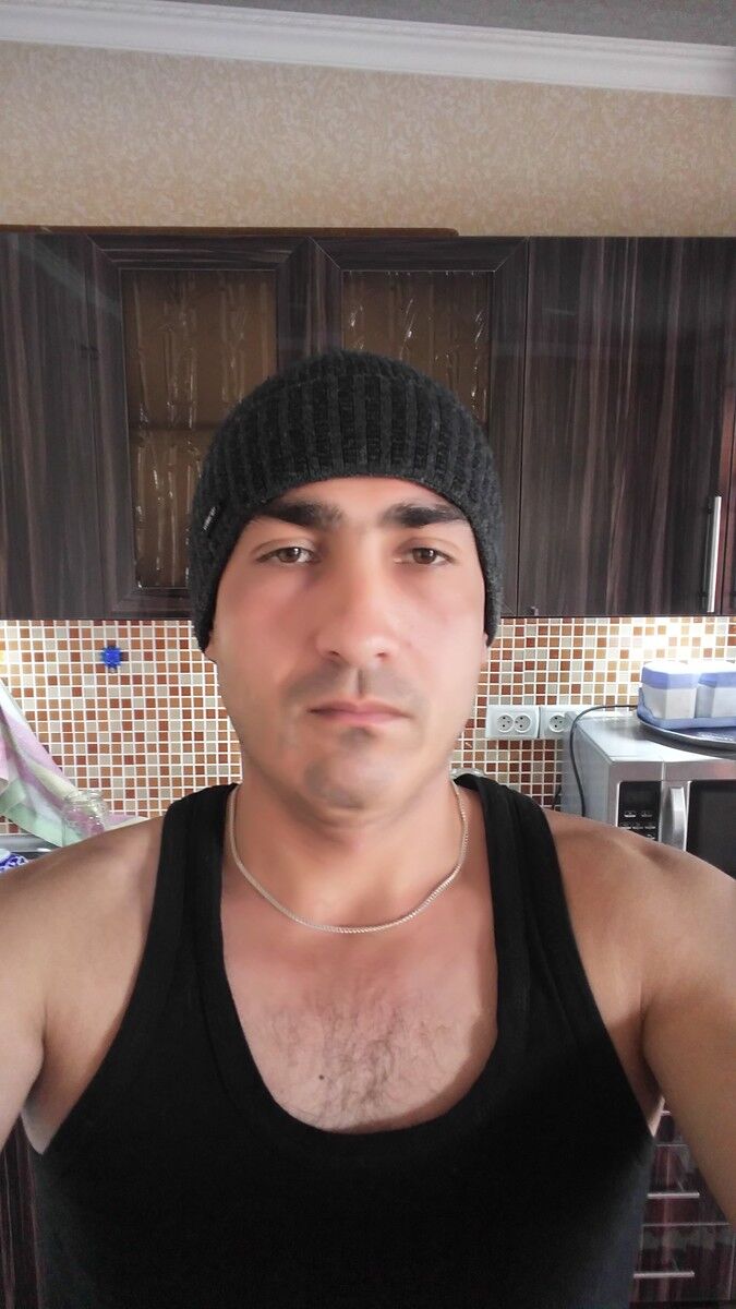  9083689  Jasur, 41 ,    
