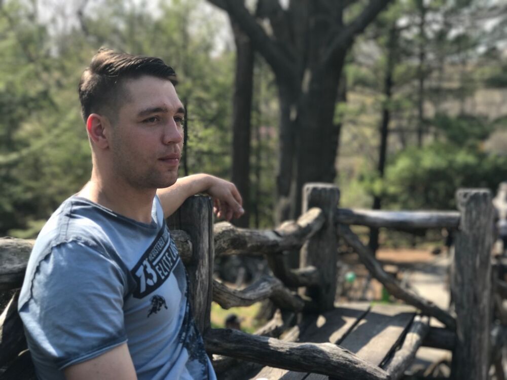  10741449  , 39 ,    -