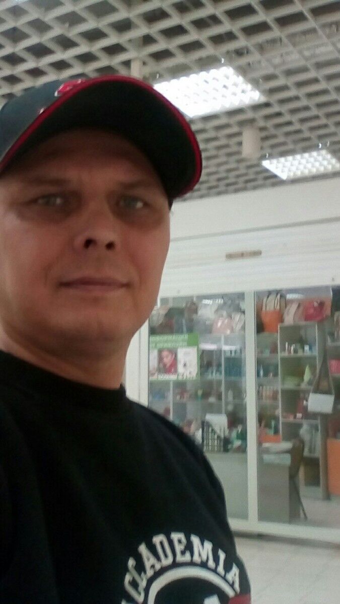  ,   RoMaN, 43 ,     , c 