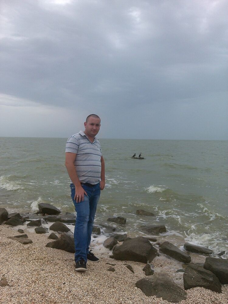  ,   Andrey, 35 ,   