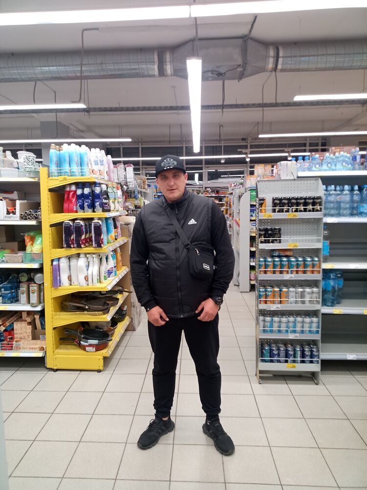  35032749  , 37 ,    