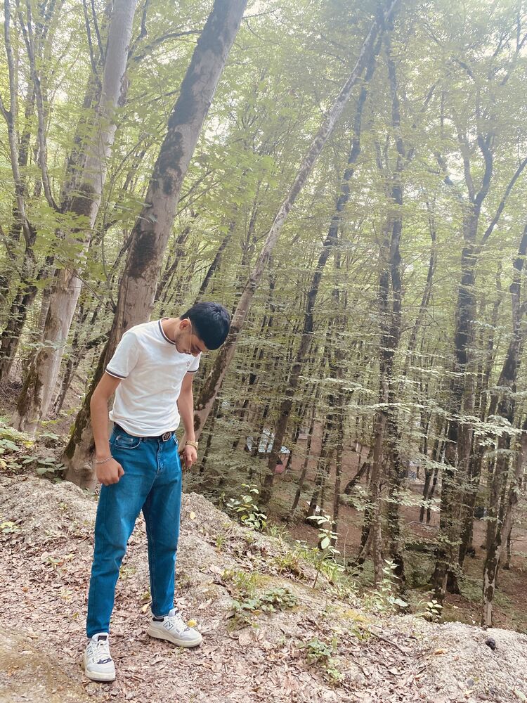  ,   Elshen, 27 ,   ,   