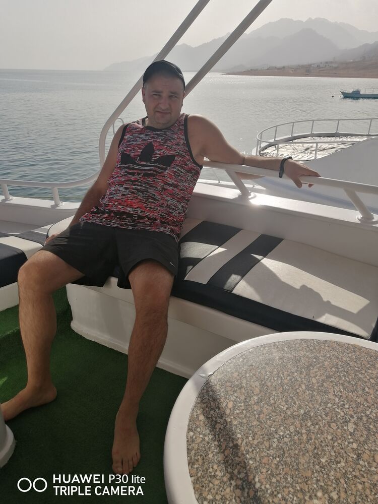  ,   Andrey, 39 ,   ,   , 