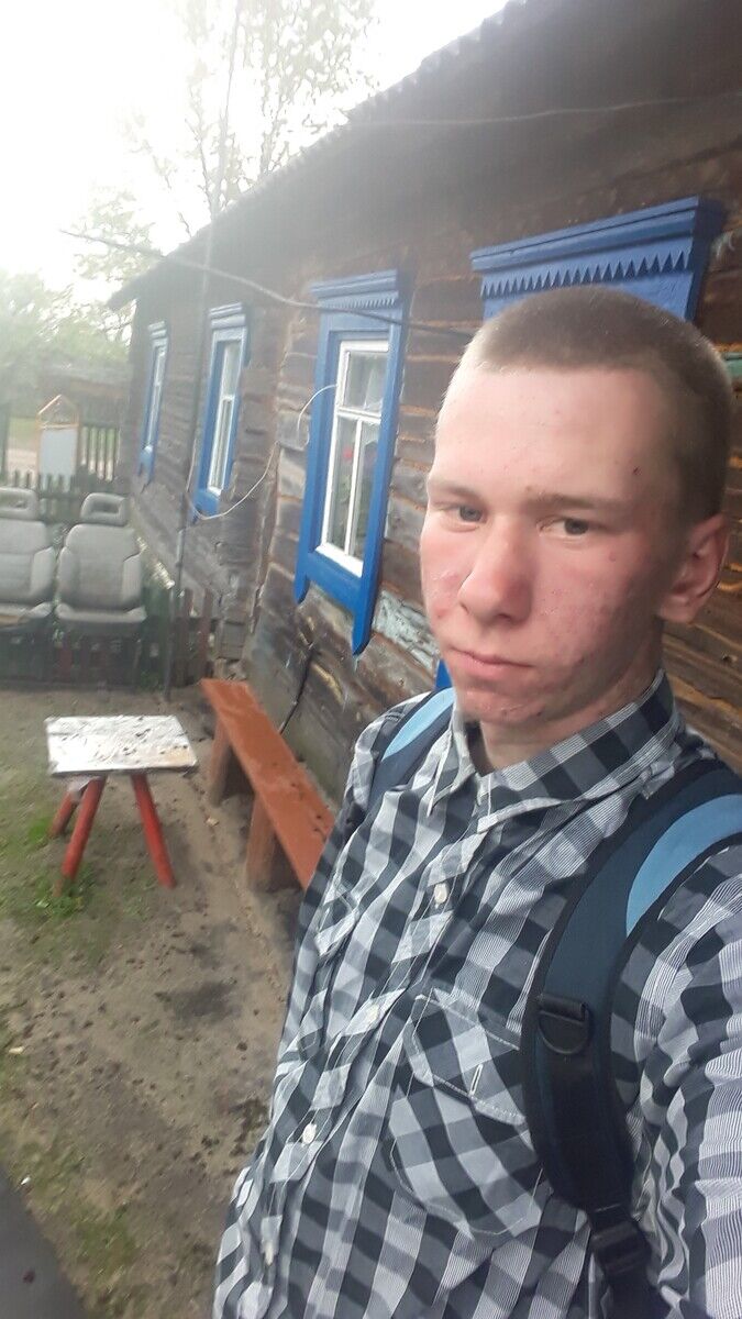  21749509  , 25 ,    