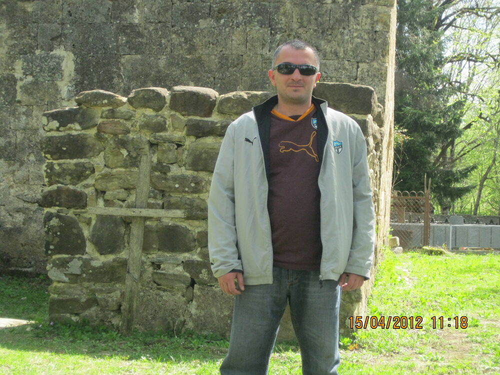  4403029  Gioo, 43 ,    