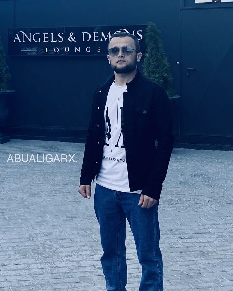  47888939  , 27 ,    