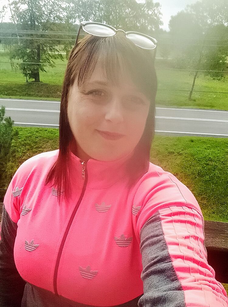  ,   Lilichka, 32 ,   