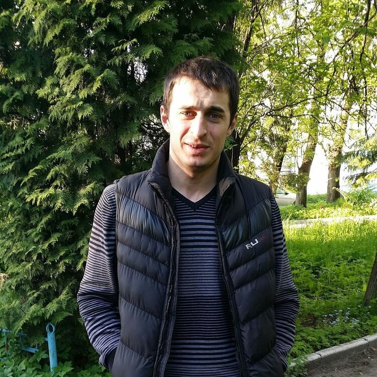  8394639  Andrei, 37 ,    -